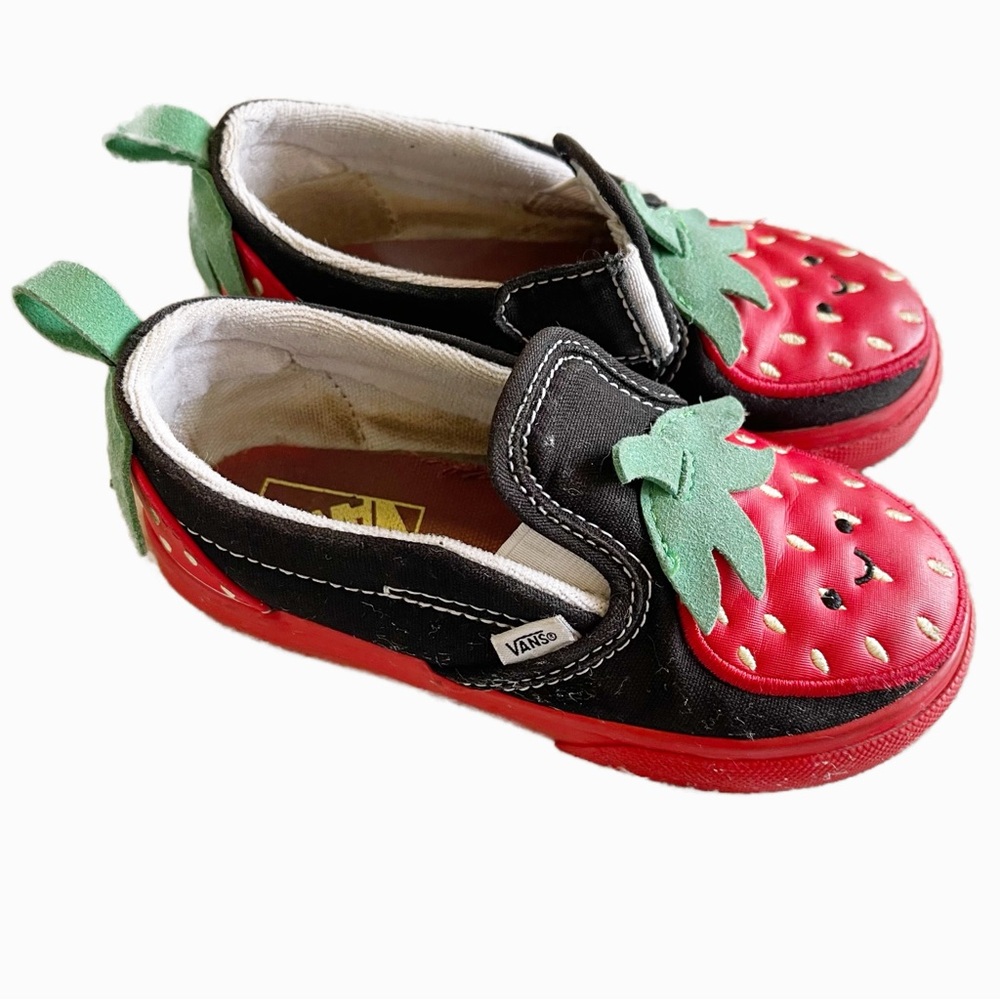Vans Slip On Velcro 
Berry Red/Black